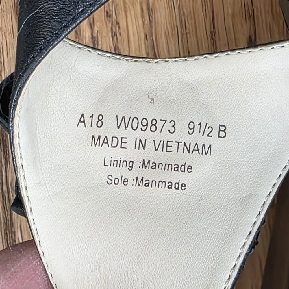Cole Haan Findra Sandals